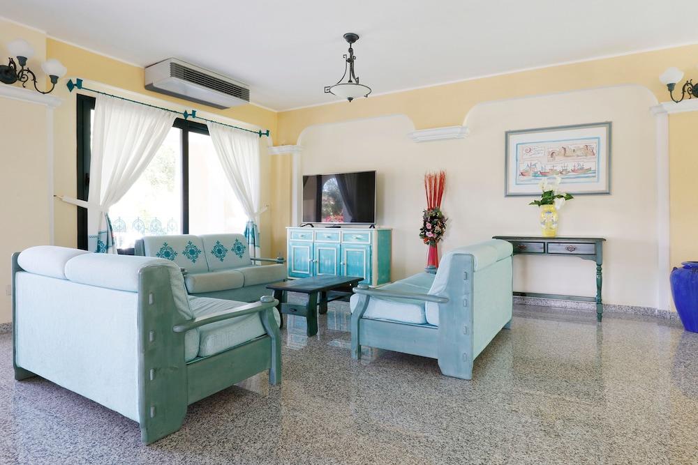 Residence Il Borgo Orosei Luaran gambar