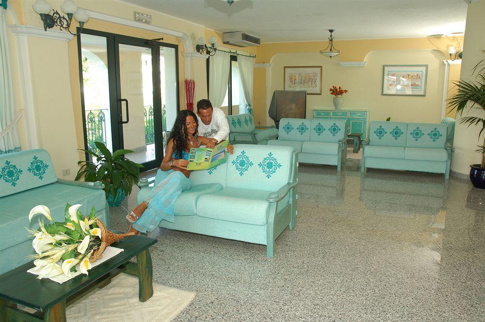 Residence Il Borgo Orosei Luaran gambar