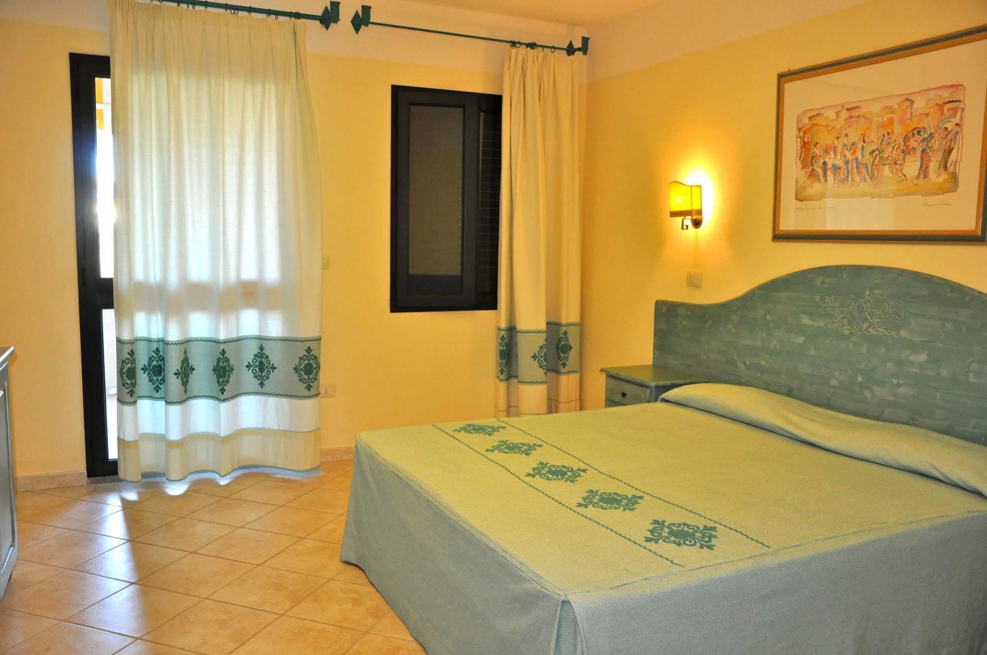 Residence Il Borgo Orosei Luaran gambar