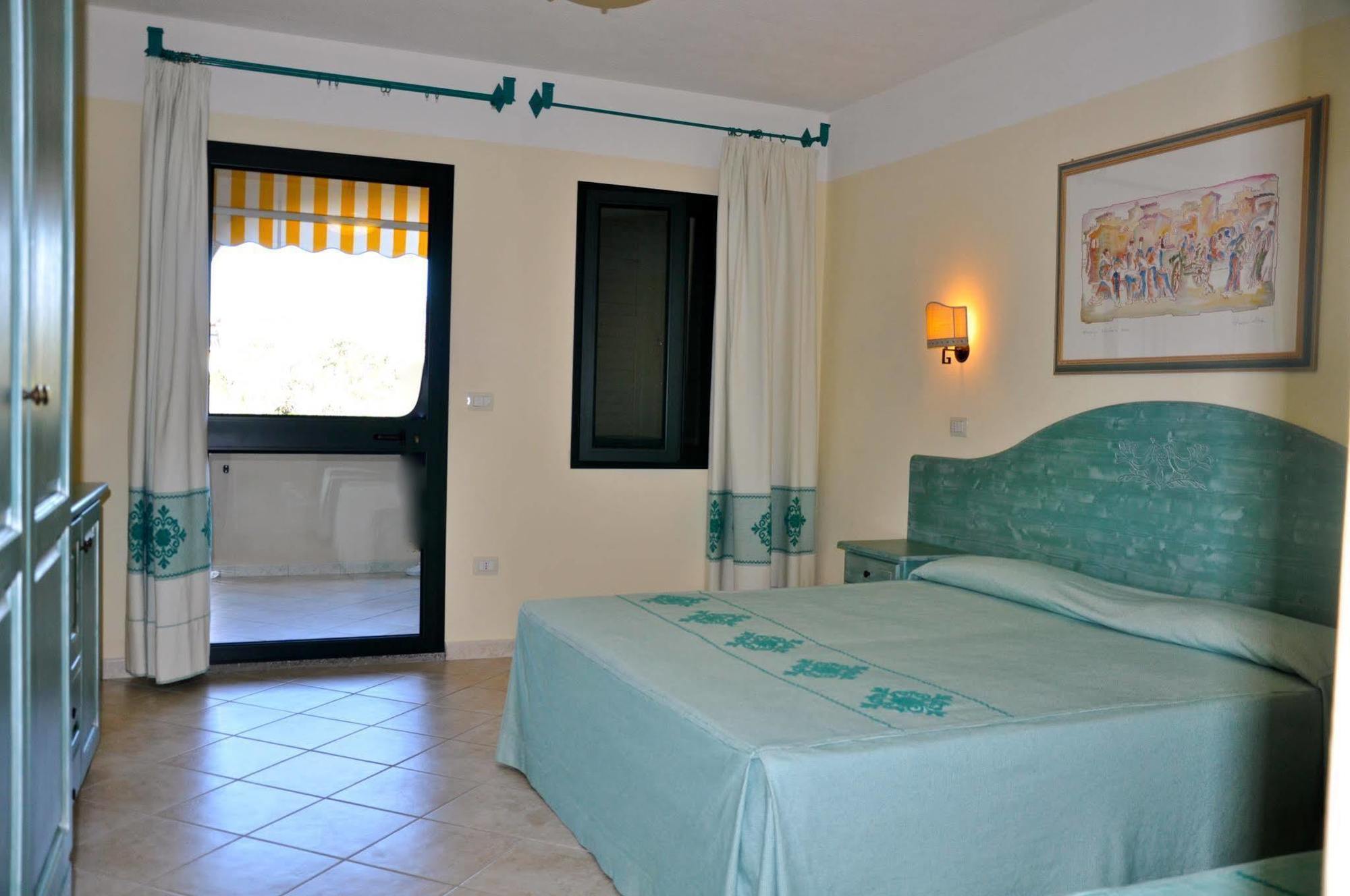 Residence Il Borgo Orosei Luaran gambar